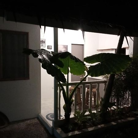 Laluna Cottages El Nido Habitación foto